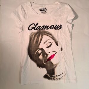 Vintage 1985  Women's White Medium GLAMOUR Graphic T Red Lips Cotton Radio Days